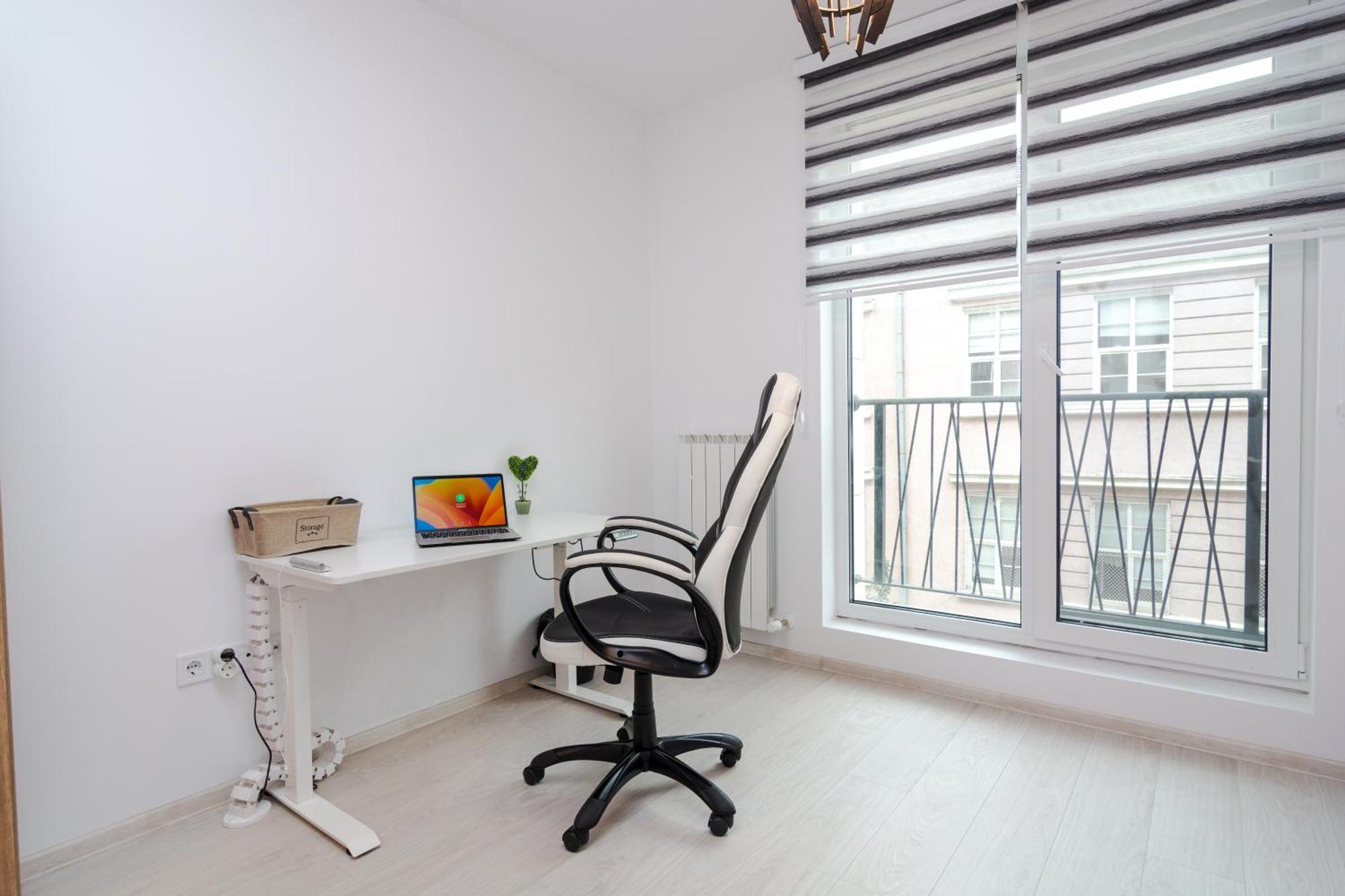 Paris Luxury Top Centre 2Bdr Apt W Work Desk And Wifi Near Nevsky Cathedral صوفيا المظهر الخارجي الصورة